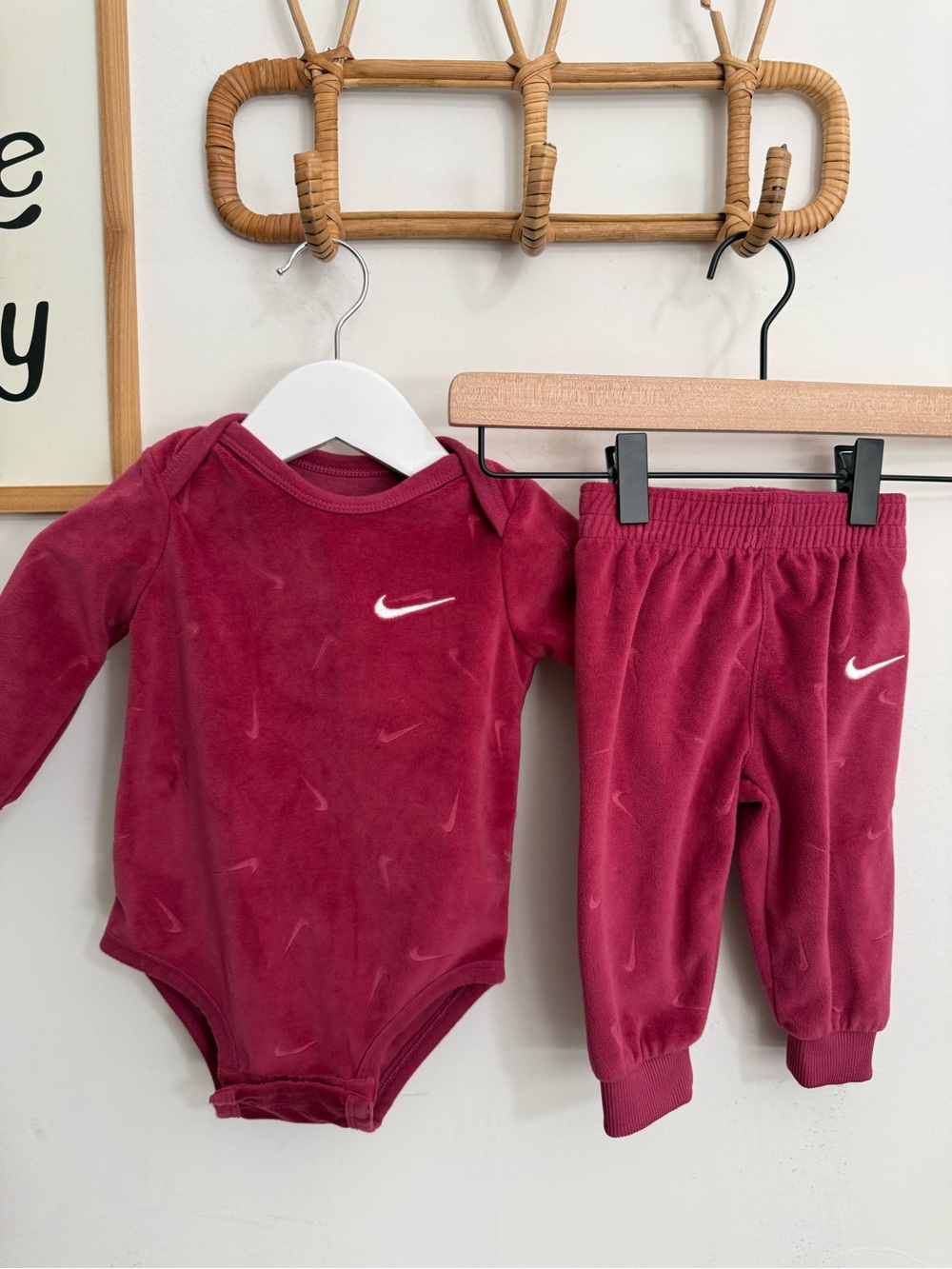 Nike - 6m velour matching set